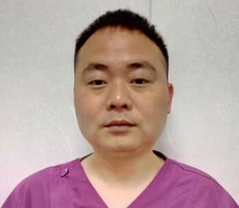 方伟伟